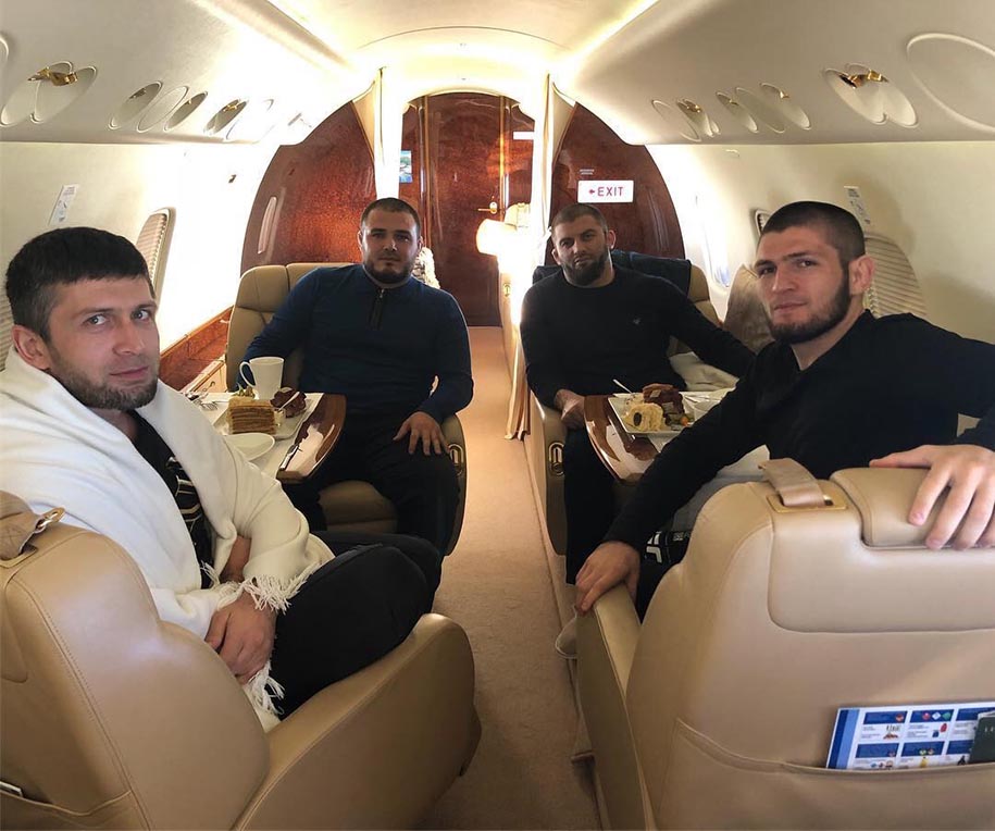 Khabib: “Tôi chưa hề nói rút lui, hãy cho tôi một địa điểm cụ thể”